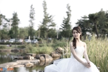 第一次拍摄婚纱。婷婷