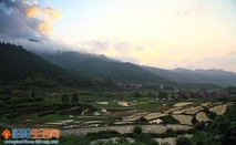 《空山新雨后》