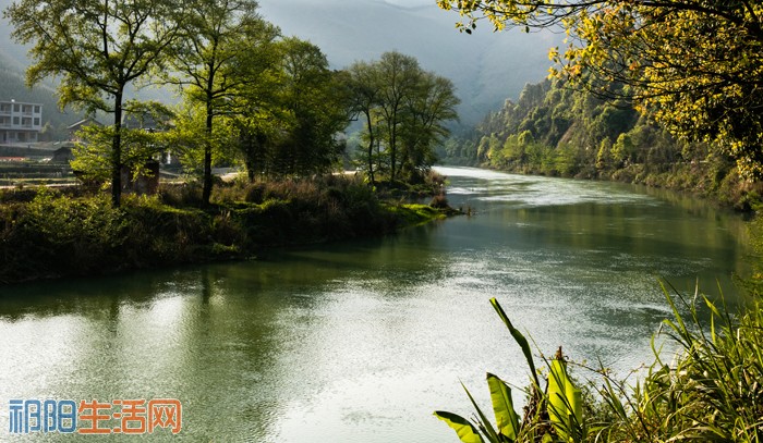 《碧水悠悠金洞流》冯京春 13707465034.jpg